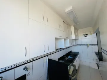 Alugar Apartamento / Padrão em Ribeirão Preto R$ 1.900,00 - Foto 8