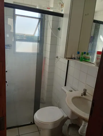 Comprar Apartamentos / Padrão em Ribeirão Preto R$ 180.000,00 - Foto 5