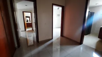 Alugar Apartamento / Padrão em Ribeirão Preto R$ 2.200,00 - Foto 4