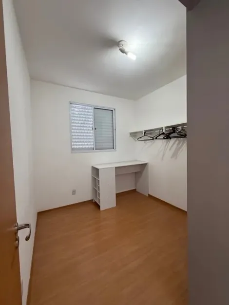 Alugar Apartamento / Padrão em Ribeirão Preto R$ 1.500,00 - Foto 4