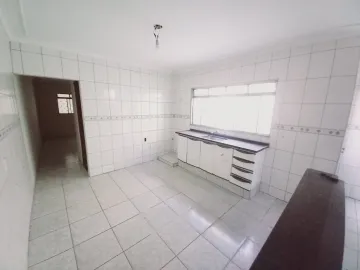 Alugar Casa / Padrão em Ribeirão Preto R$ 2.000,00 - Foto 4