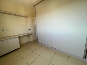 Alugar Apartamentos / Padrão em Ribeirão Preto R$ 1.900,00 - Foto 6