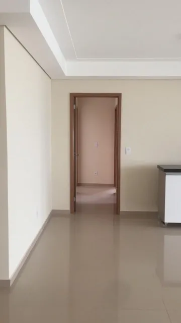 Alugar Apartamento / Padrão em Bonfim Paulista R$ 5.500,00 - Foto 2