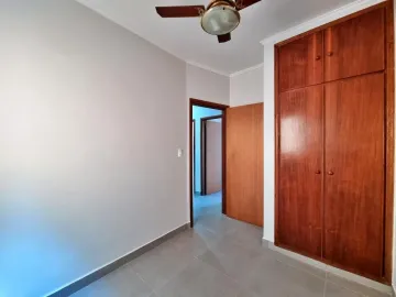 Alugar Apartamento / Padrão em Ribeirão Preto R$ 1.850,00 - Foto 8