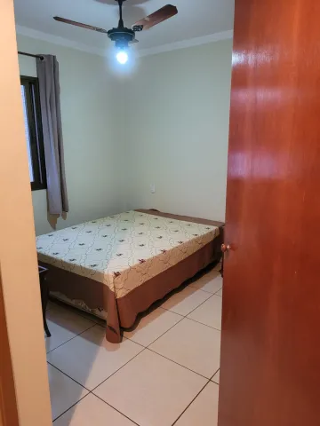 Alugar Apartamento / Padrão em Ribeirão Preto R$ 1.400,00 - Foto 3