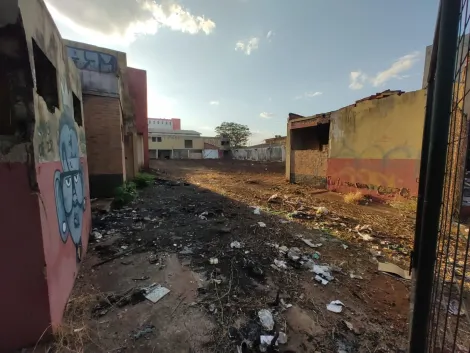 Terreno / Padrão em Ribeirão Preto 