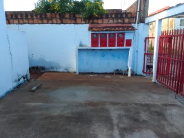 Comprar Casa / Padrão em Ribeirão Preto R$ 180.000,00 - Foto 1