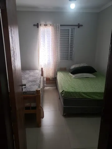 Comprar Apartamento / Padrão em Guarujá R$ 375.000,00 - Foto 11