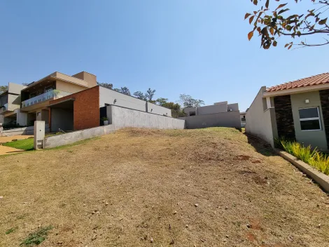 Terreno / Condomínio em Bonfim Paulista , Comprar por R$220.000,00