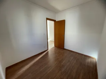 Alugar Apartamento / Padrão em Bonfim Paulista R$ 700,00 - Foto 14