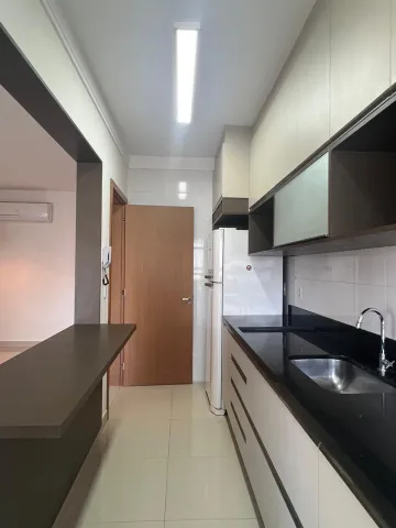 Alugar Apartamento / Padrão em Ribeirão Preto R$ 4.500,00 - Foto 13