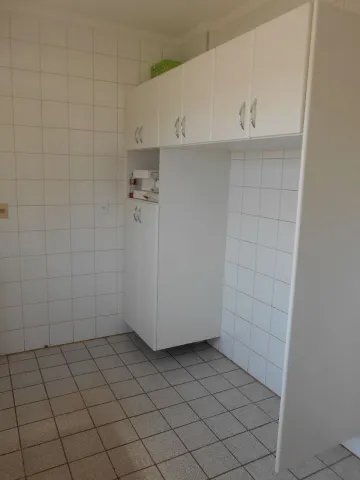 Alugar Apartamentos / Padrão em Ribeirão Preto R$ 1.400,00 - Foto 9