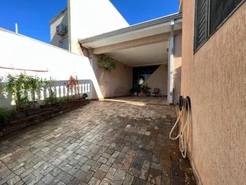 Casa / Padrão em Ribeirão Preto , Comprar por R$600.000,00