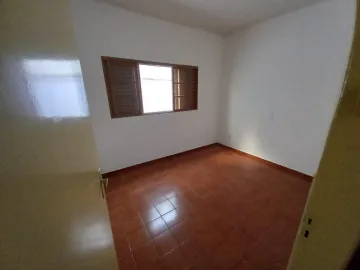 Alugar Casa / Padrão em Ribeirão Preto R$ 1.000,00 - Foto 7