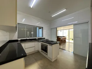 Alugar Casas / Condomínio em Ribeirão Preto R$ 6.000,00 - Foto 3
