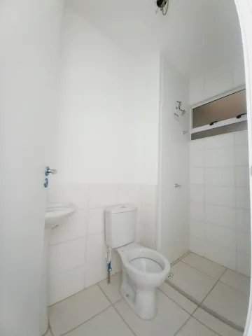 Alugar Apartamento / Padrão em Ribeirão Preto R$ 1.100,00 - Foto 8