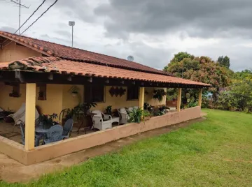 Casa / Chácara - Rancho em São Sebastião do Paraíso , Comprar por R$450.000,00