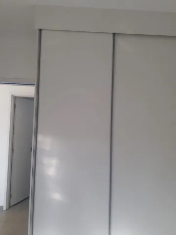 Alugar Apartamento / Padrão em Ribeirão Preto R$ 1.300,00 - Foto 5