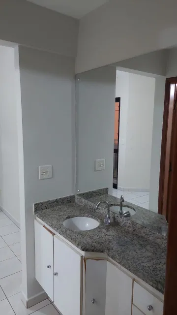 Alugar Apartamento / Padrão em Ribeirão Preto R$ 750,00 - Foto 13