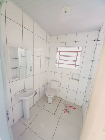 Alugar Casa / Padrão em Ribeirão Preto R$ 1.500,00 - Foto 8