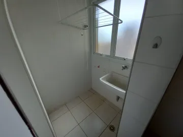 Alugar Apartamentos / Padrão em Ribeirão Preto R$ 1.400,00 - Foto 18