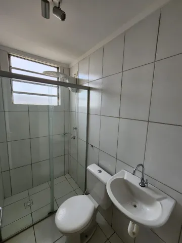 Alugar Apartamento / Padrão em Ribeirão Preto R$ 1.500,00 - Foto 8