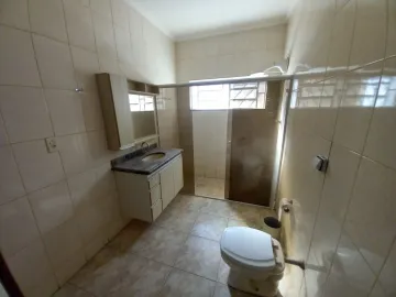 Alugar Casa / Padrão em Ribeirão Preto R$ 2.200,00 - Foto 8