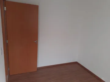 Alugar Apartamento / Padrão em Bonfim Paulista R$ 1.100,00 - Foto 3