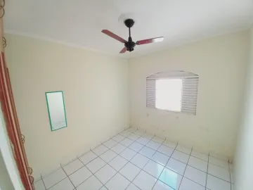 Alugar Casa / Padrão em Ribeirão Preto R$ 1.550,00 - Foto 11