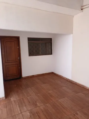 Comprar Casa / Padrão em Jardinópolis R$ 300.000,00 - Foto 3