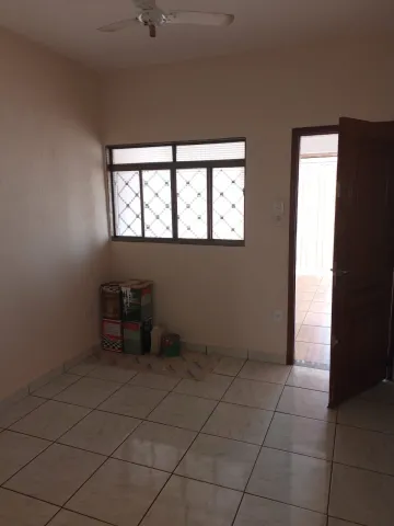 Comprar Casa / Padrão em Jardinópolis R$ 300.000,00 - Foto 4