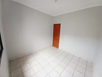 Alugar Casa / Padrão em Ribeirão Preto R$ 1.400,00 - Foto 7