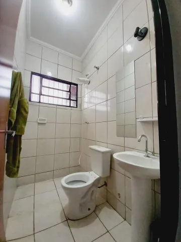 Alugar Casa / Padrão em Ribeirão Preto R$ 1.400,00 - Foto 9