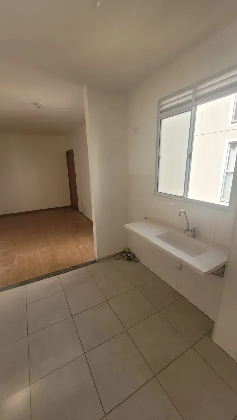 Alugar Apartamento / Padrão em Ribeirão Preto R$ 1.100,00 - Foto 12