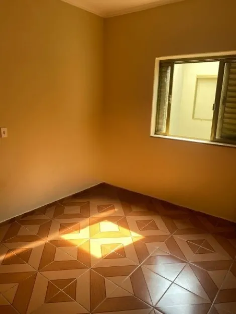 Alugar Casa / Padrão em Ribeirão Preto R$ 1.700,00 - Foto 5