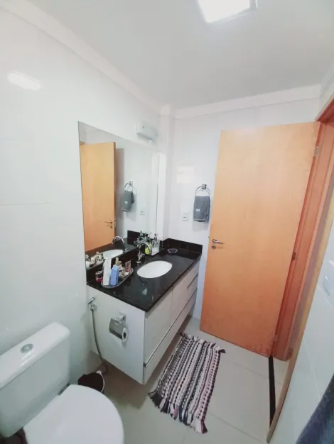 Alugar Apartamento / Padrão em Ribeirão Preto R$ 1.600,00 - Foto 12