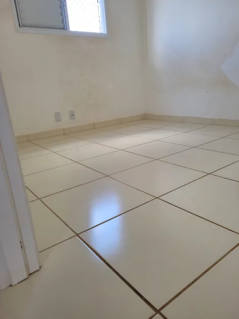 Alugar Apartamento / Padrão em Ribeirão Preto R$ 1.000,00 - Foto 3