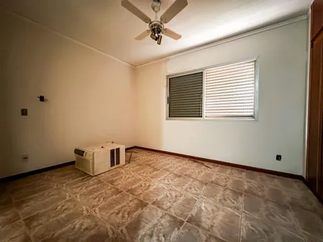 Alugar Apartamento / Padrão em Ribeirão Preto R$ 1.800,00 - Foto 13