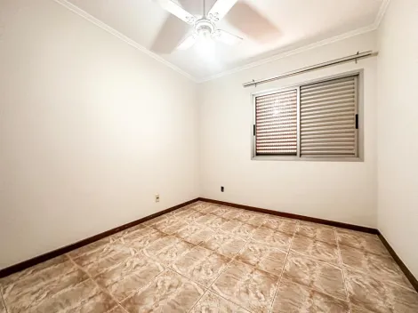 Alugar Apartamento / Padrão em Ribeirão Preto R$ 1.800,00 - Foto 11