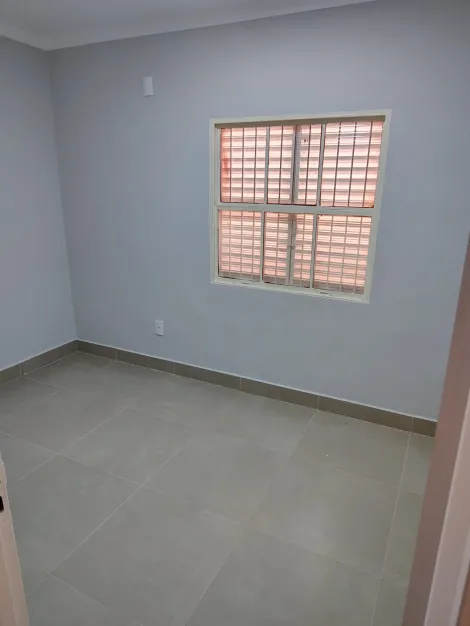 Alugar Casa / Padrão em Ribeirão Preto R$ 2.700,00 - Foto 4