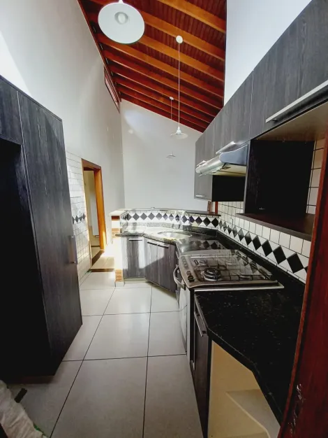 Alugar Casa / Padrão em Ribeirão Preto R$ 3.000,00 - Foto 9