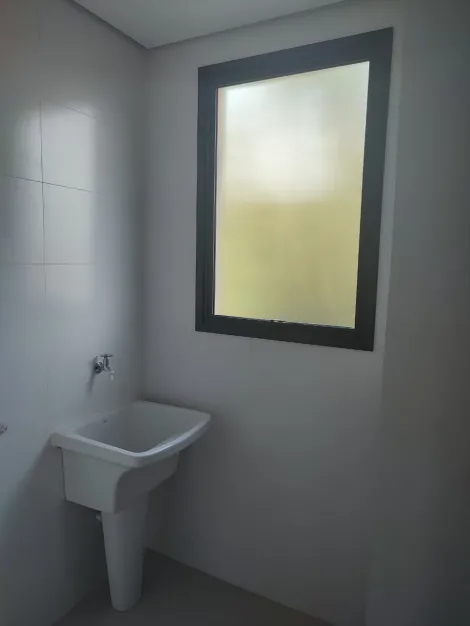 Alugar Apartamento / Padrão em Ribeirão Preto R$ 1.700,00 - Foto 13