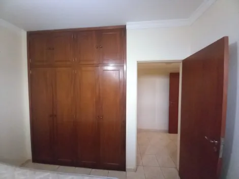 Alugar Apartamento / Padrão em Ribeirão Preto R$ 1.800,00 - Foto 15