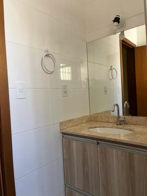 Alugar Apartamento / Padrão em Ribeirão Preto R$ 1.500,00 - Foto 15