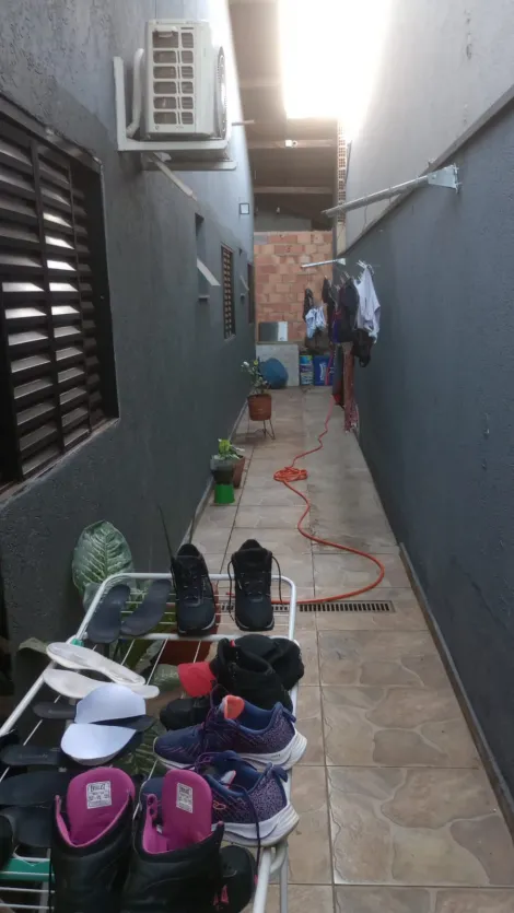 Comprar Casa / Padrão em Ribeirão Preto R$ 450.000,00 - Foto 4