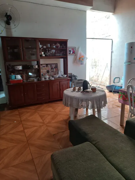 Casa / Padrão em Ribeirão Preto , Comprar por R$235.000,00