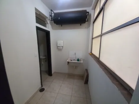 Alugar Apartamento / Padrão em Ribeirão Preto R$ 1.900,00 - Foto 4