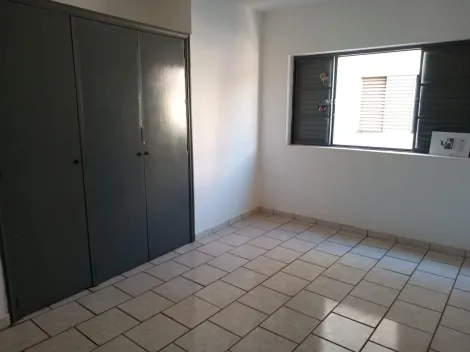 Alugar Apartamento / Padrão em Ribeirão Preto R$ 950,00 - Foto 4