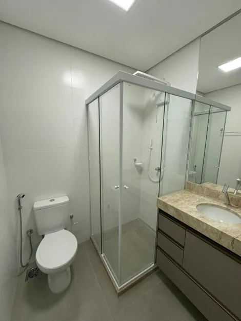 Alugar Apartamento / Padrão em Ribeirão Preto R$ 3.500,00 - Foto 4