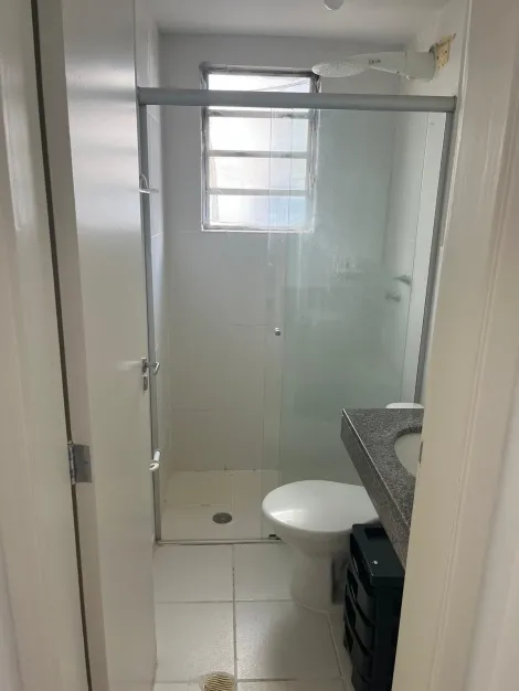 Alugar Apartamento / Padrão em Ribeirão Preto R$ 650,00 - Foto 7